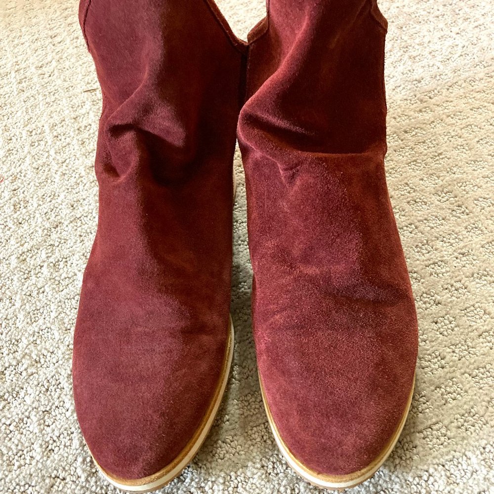 Anthropologie KMB Maroon Suede Ankle Booties size 9